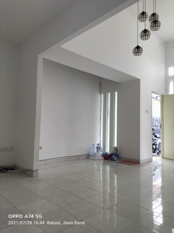 Rumah disewakan di Ivory Lippo CIkarang 